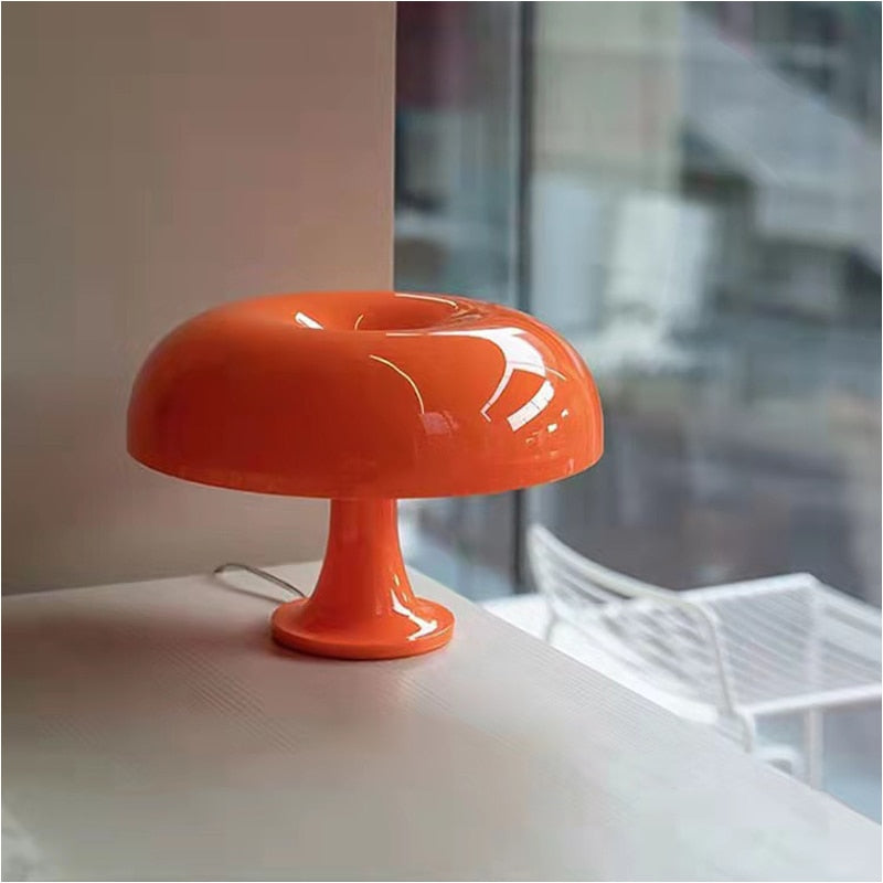 Mushroom table on sale lamp vintage